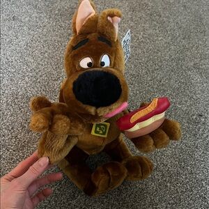 BNWT large Cartoon Network Scooby-Doo w/Hot Dog Plush Toy